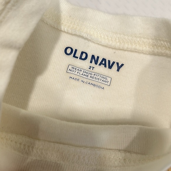 Old Navy Cream Short Sleeve Tee with Adorable Fox Graphic - Picture 2 of 4